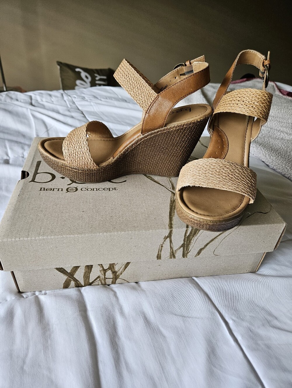 b.o.c. Born Concept Elisabeta Tan Woven Strappy Wedge Sandals - Size 8